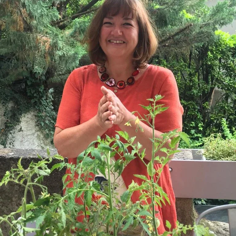 kathy cappilati, votre hotesse, coach et artiste